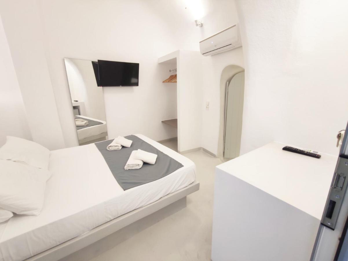 Fira Spirit Getaway Fira (Santorini) Exterior photo